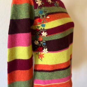 Easel striped embroidered lambswoolSweater sz S